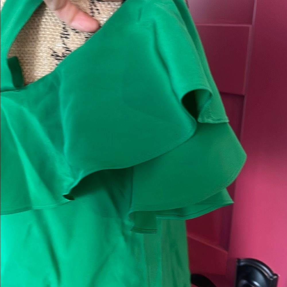 Green Off-Shoulder Ruffle Top Preloved - Picture 3 of 5